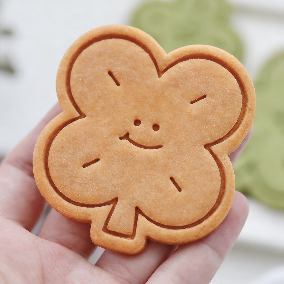 Cetakan Kue Berbentuk Semanggi - Kitchen Baking Molds ulasan dan harga