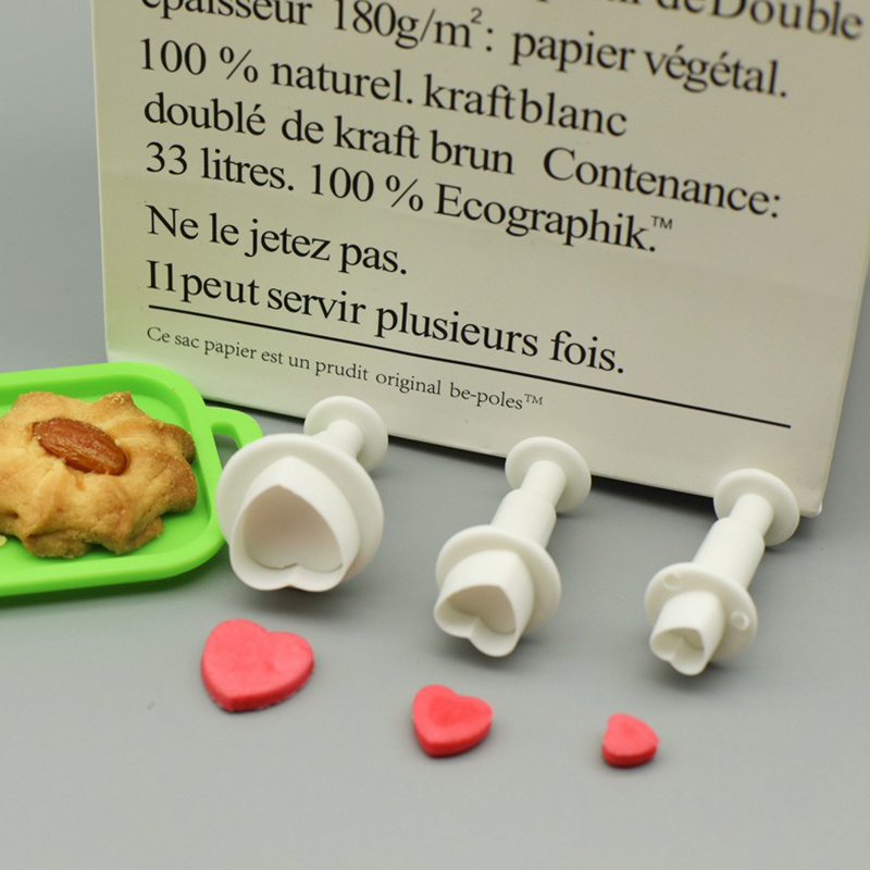 12PCS/Set Cetakan Kue Bentuk M - Kitchen Baking Gadgets ulasan dan harga